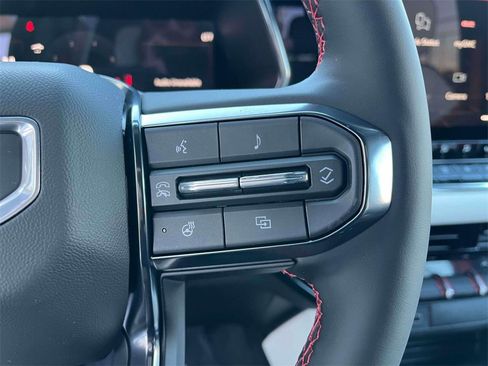 New 2026 GMC Canyon AT4X image 25