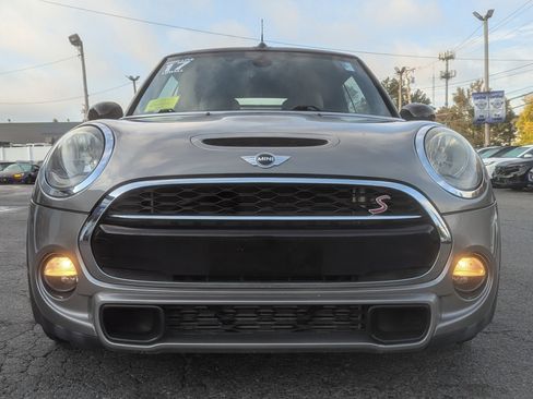 Used 2017 MINI Cooper S image 4