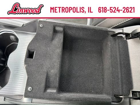 Used 2025 Jeep Grand Cherokee Altitude AWD/4WD image 21