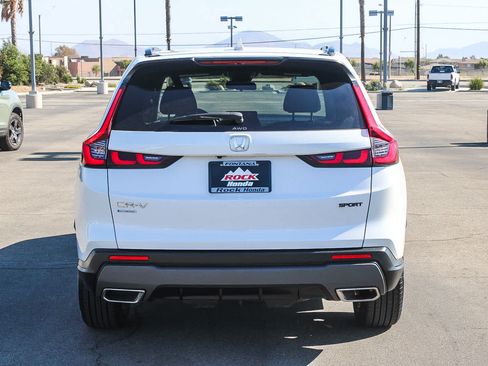 Used 2025 Honda CR-V Sport image 7