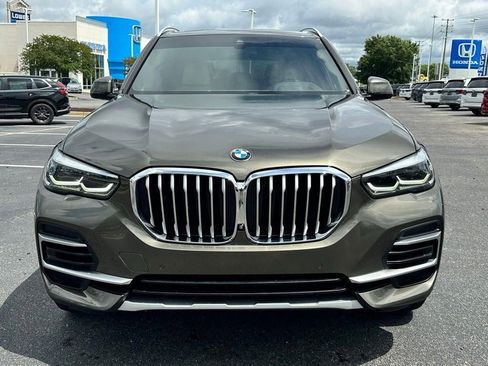 Used 2022 BMW X5 sDrive40i w/ Luxury Seating Package RWD image 2