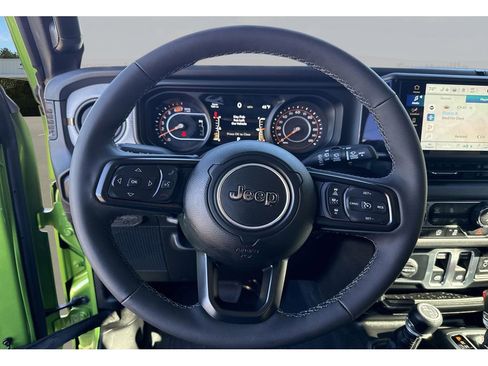 Used 2025 Jeep Wrangler Sport image 13