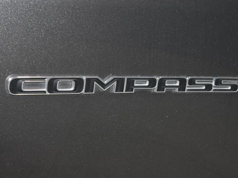 Used 2024 Jeep Compass Limited image 32