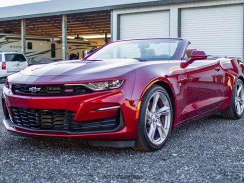 Used 2021 Chevrolet Camaro SS image 14
