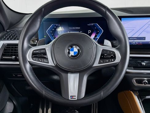 Used 2024 BMW X6 xDrive40i w/ M Sport Professional Package image 18