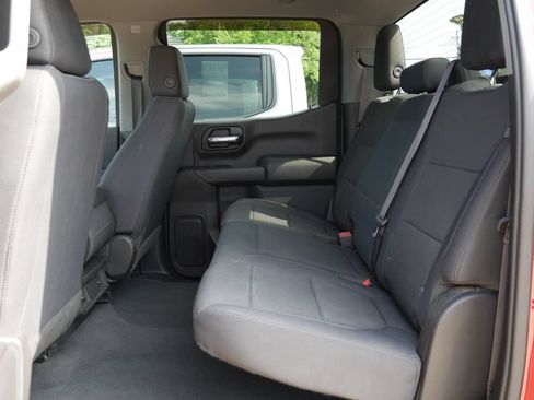 Used 2019 Chevrolet Silverado 1500 Custom Trail Boss w/ Custom Convenience Package AWD/4WD image 12