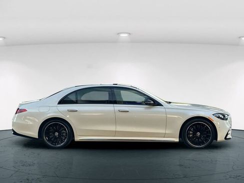 Certified 2023 Mercedes-Benz S 500 4MATIC image 8