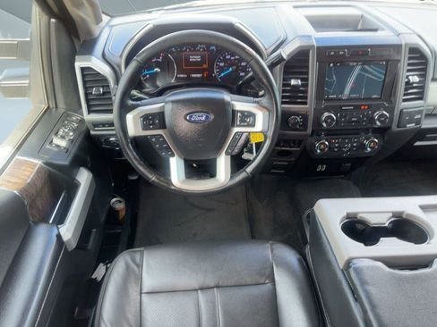 Used 2018 Ford F250 Lariat image 25