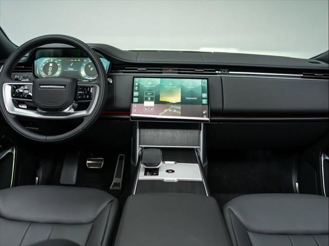 New 2026 Land Rover Range Rover Long Wheelbase SE AWD/4WD image 19