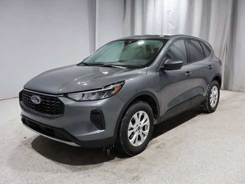 Used 2025 Ford Escape Active image 6