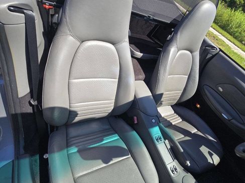 Used 2004 Porsche 911 Carrera image 25