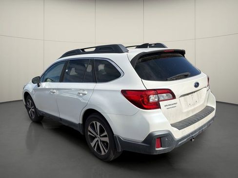 Used 2019 Subaru Outback 2.5i Limited AWD/4WD image 5