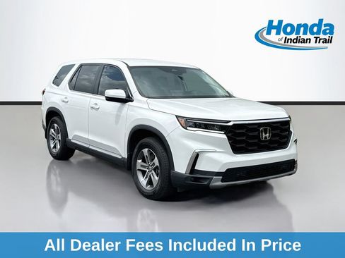 Used 2025 Honda Pilot EX-L image 1