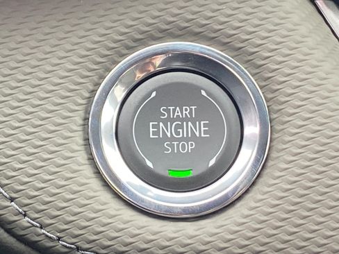 New 2026 Chevrolet Equinox LT w/ Convenience Package II FWD image 19