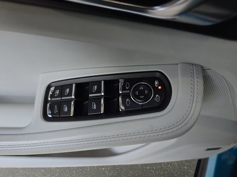 Used 2019 Porsche Macan S AWD/4WD image 30