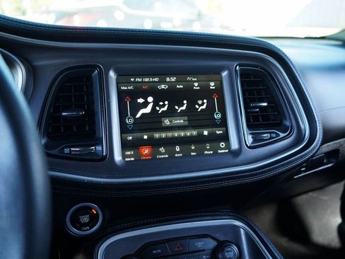 Used 2021 Dodge Challenger R/T Scat Pack RWD image 8