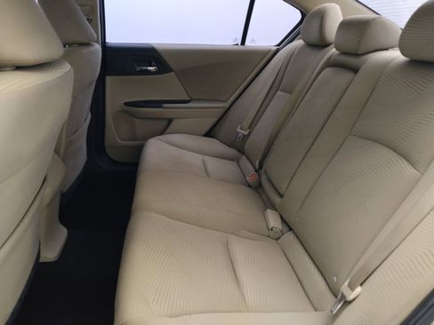 Used 2015 Honda Accord LX image 18