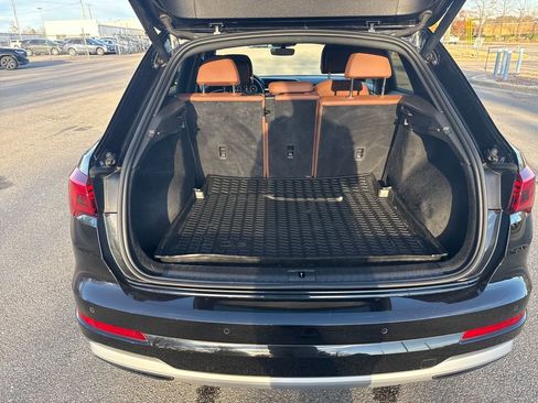 Used 2020 Audi Q3 2.0T Premium w/ Convenience Package image 24