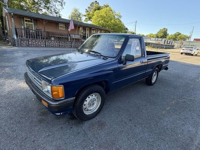 Used 1988 Toyota Pickup 2WD Regular Cab