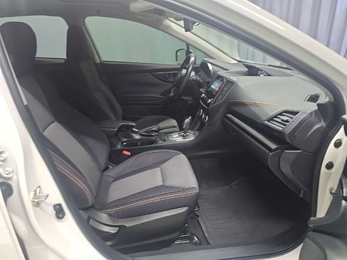 Used 2021 Subaru Crosstrek 2.0i Premium w/ Moonroof Package AWD/4WD image 5