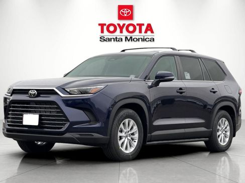 New 2026 Toyota Grand Highlander AWD Hybrid image 6