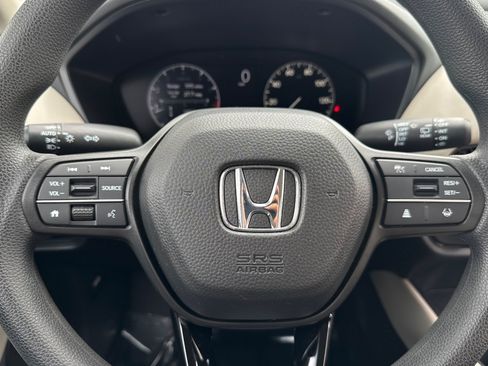 Certified 2024 Honda HR-V LX image 10