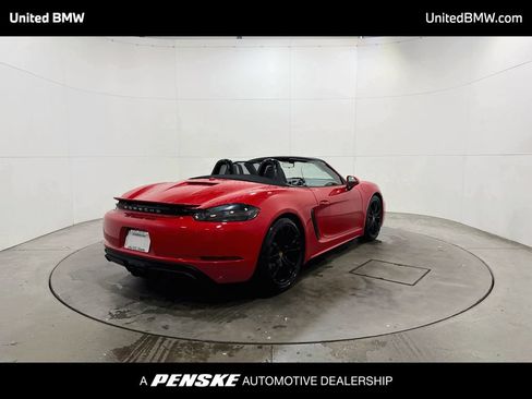 Used 2018 Porsche 718 Boxster GTS RWD image 5