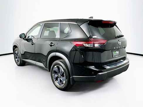 Used 2026 Nissan Rogue SV FWD image 5