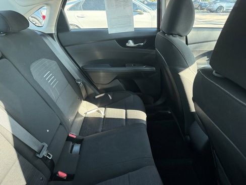 Certified 2019 Kia Forte S w/ S Premium Package image 5