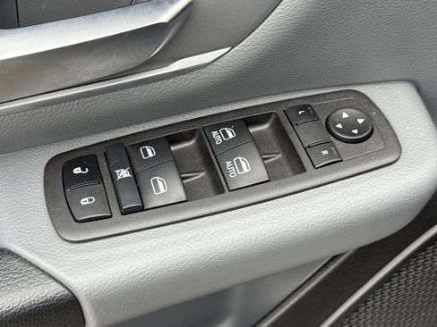 Used 2022 RAM 1500 Big Horn image 11