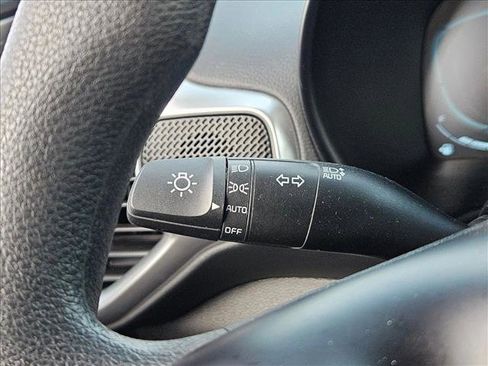 Used 2025 Kia Soul LX w/ LX Technology Package image 26