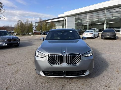 Certified 2025 BMW X3 xDrive30i w/ Convenience Package image 2