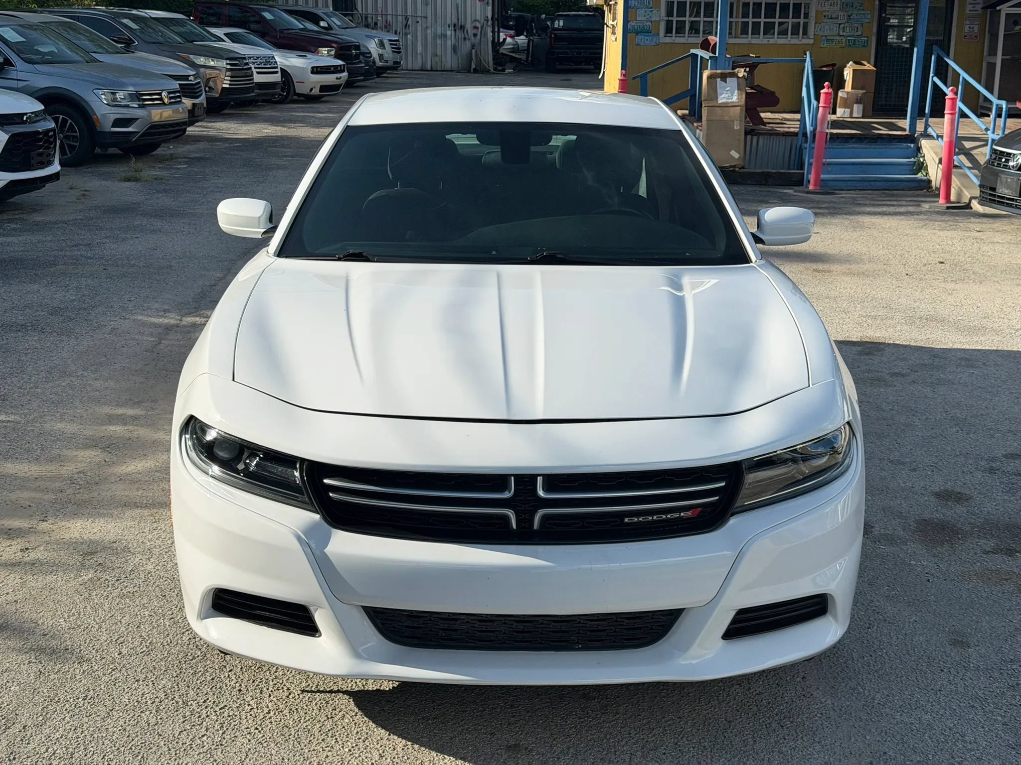Used 2018 Dodge Charger SXT RWD image 6