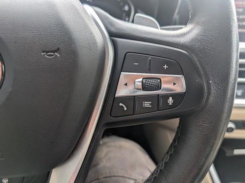 Used 2021 BMW 330i xDrive Sedan w/ Convenience Package image 11