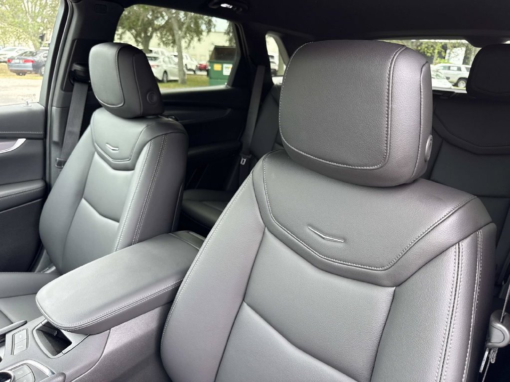 New 2026 Cadillac XT5 Luxury AWD/4WD image 22