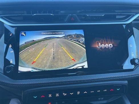 New 2026 Jeep Cherokee Limited image 22