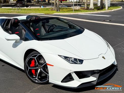 Used 2020 Lamborghini Huracan EVO image 74