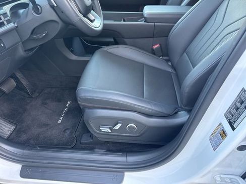 Used 2025 Hyundai Santa Fe SEL image 13
