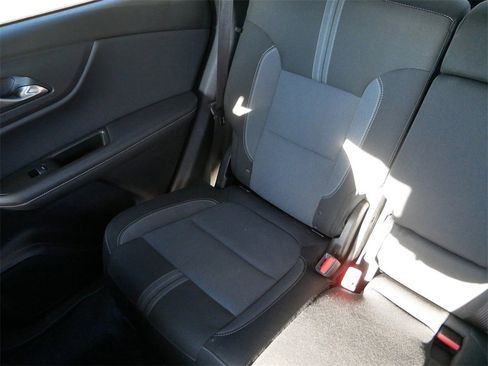 Used 2023 Chevrolet Blazer LT image 15