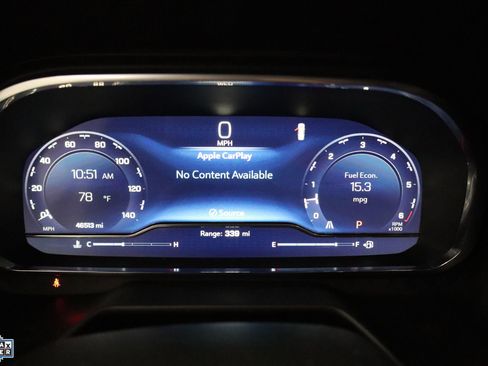 Used 2024 Chevrolet Suburban LT image 14