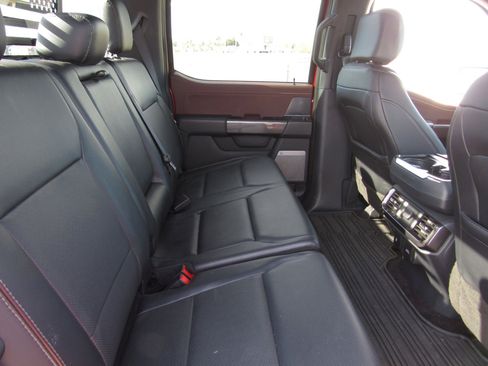 Used 2023 Ford F150 Lariat image 11