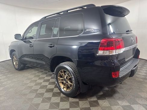 Used 2020 Toyota Land Cruiser Heritage Edition image 6