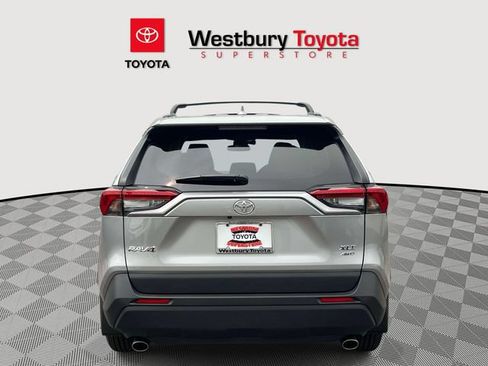 Certified 2025 Toyota RAV4 XLE w/ Convenience Package AWD/4WD image 9