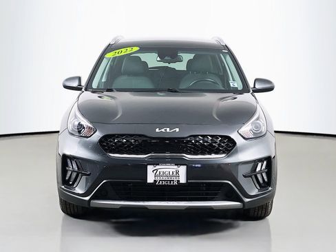 Used 2022 Kia Niro LXS image 2