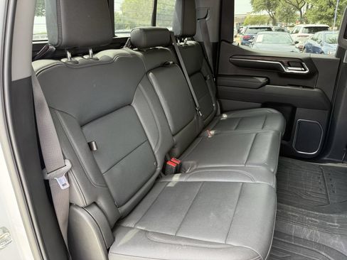 Used 2024 GMC Sierra 1500 SLT AWD/4WD image 27