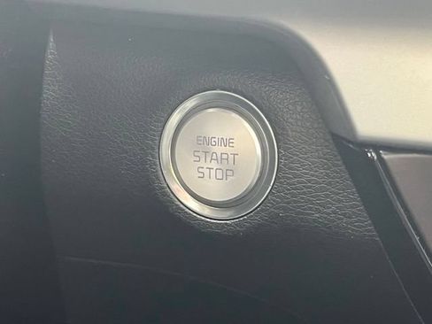 Used 2020 Kia Telluride S AWD/4WD image 24
