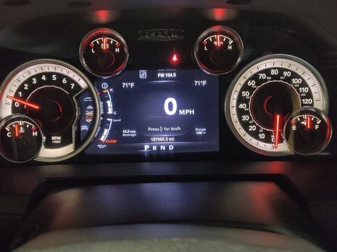 Used 2017 RAM 1500 Laramie RWD image 23