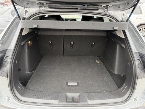 Used 2024 Chevrolet Trax LT w/ Driver Confidence Package image 7