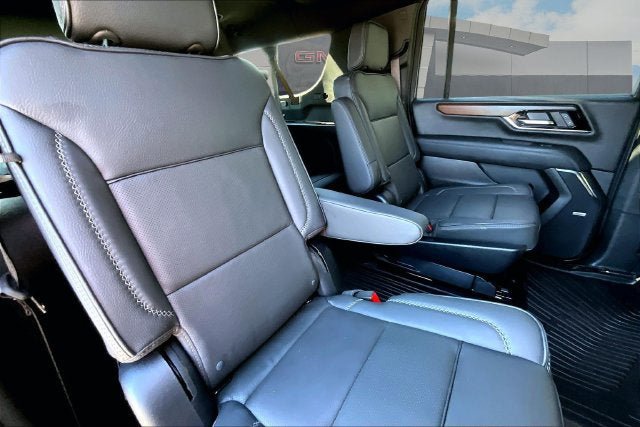 Certified 2026 GMC Yukon XL Denali w/ Sun & Power Step Package AWD/4WD image 27