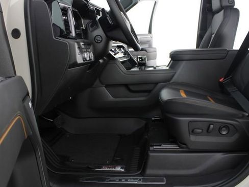 New 2026 GMC Sierra 1500 AT4 w/ AT4 Premium Package image 20